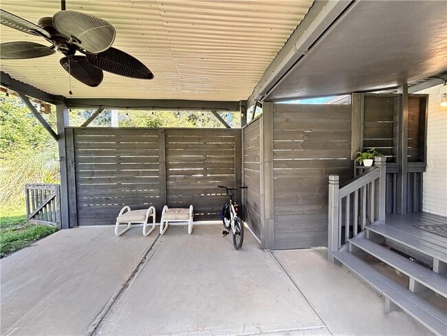 Building Photo - 462 Gibson Trail