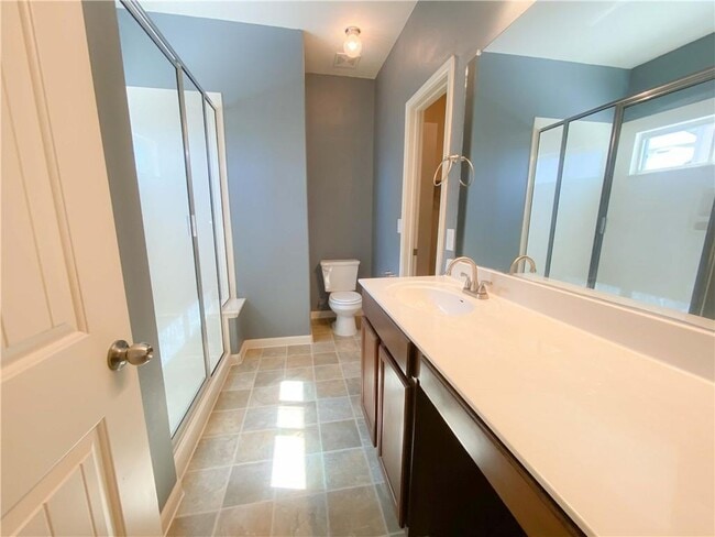 Building Photo - 1002 Hawkeye Point Rd