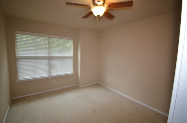 Building Photo - 2309 Jesse Owens Dr