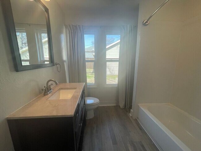 Building Photo - 2BD/2BA Bungalow in Monticello
