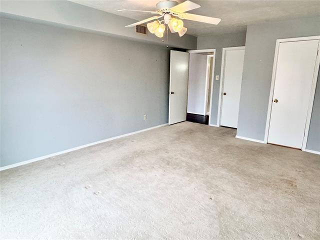 Building Photo - 4014 Ridglea Country Club Dr