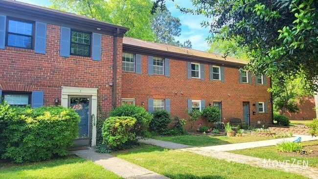 Building Photo - 5805 Nottoway Ct