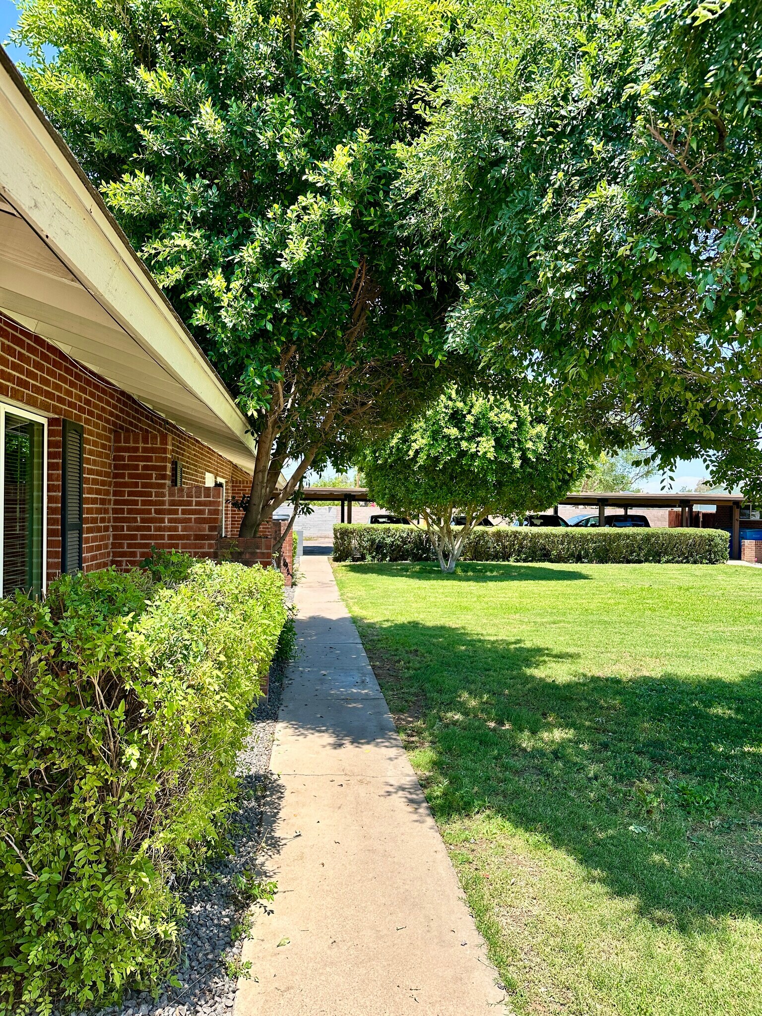 Building Photo - 1640 W Osborn Rd