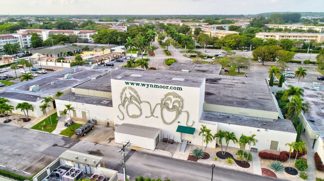 Building Photo - 4501 Martinique Way