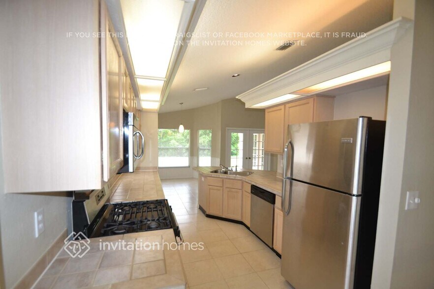 Building Photo - 1654 Wakefield Dr