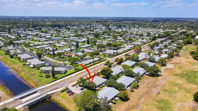 Building Photo - 2305 Lowson Blvd