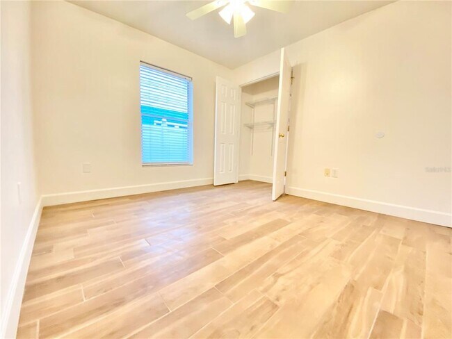 Building Photo - 4286 Shadow Creek Cir