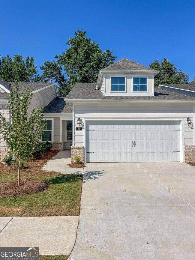 Building Photo - 1724 Tolstoy Ln