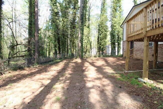 Building Photo - 3367 Oak Dr SW
