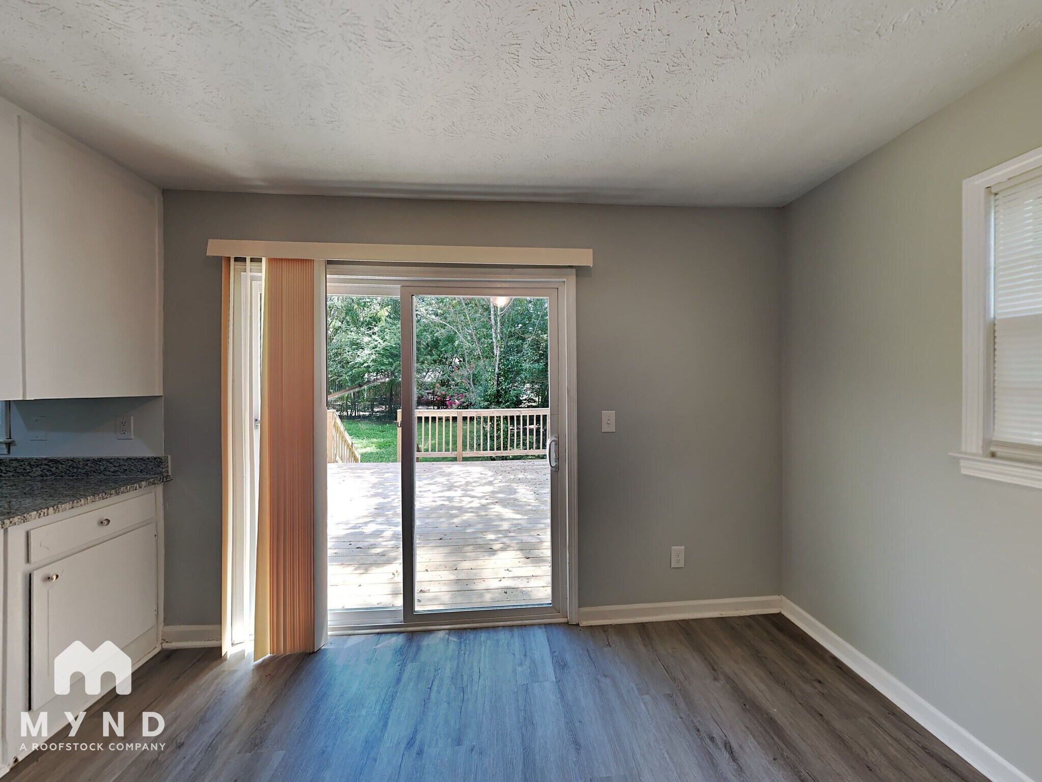 Building Photo - 1836 Hillsway SW