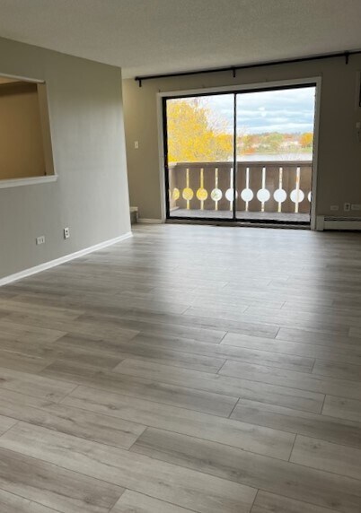 recently refinished laminate flooring - 5 Parkside Ct