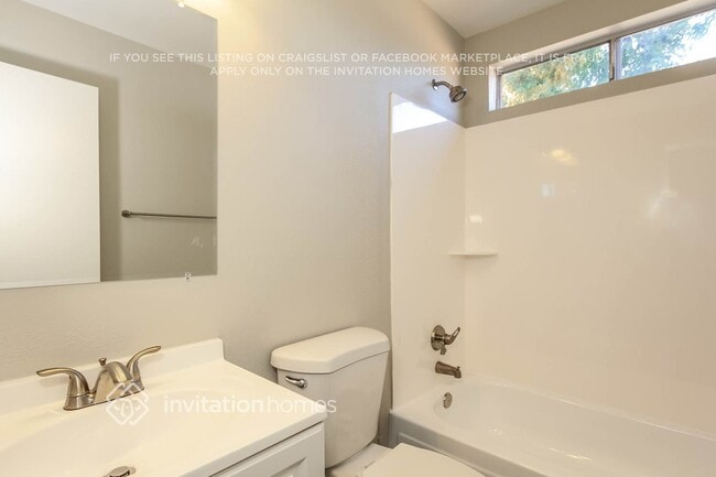 Building Photo - 7060 W Turquoise Ave