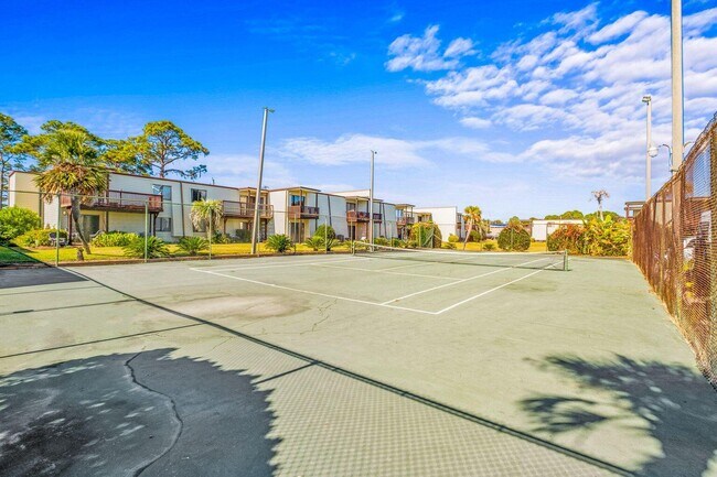 Building Photo - 308 Miracle Strip Pkwy SW