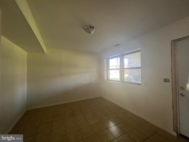 Building Photo - 119 Buckingham Dr