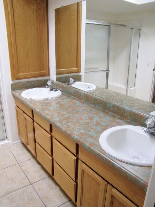 Building Photo - 2BR/2BA/2CG, 1437 sq.ft. rental w/ community pool in Sierra Springs subdivision in Sierra Vista, AZ