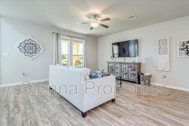 Building Photo - 787 Lone Peak Wy