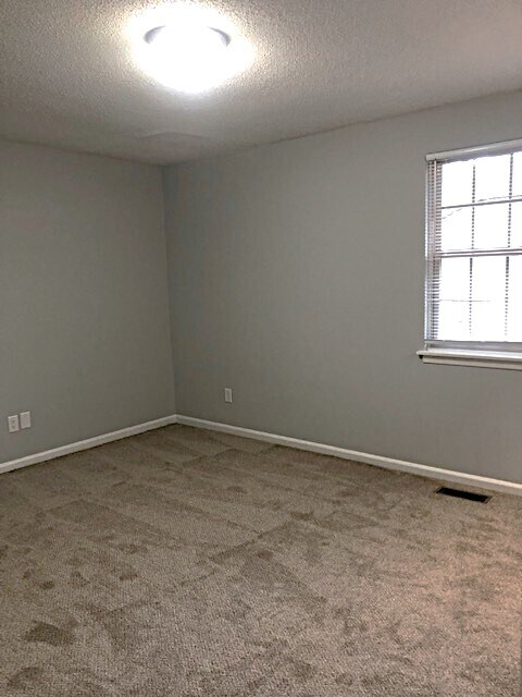Building Photo - 505 Sherwood Ct