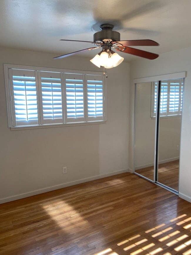 Building Photo - Folsom 3 Bdrm, 2 bath
