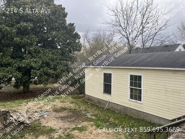 Building Photo - 214 S Alta Ave