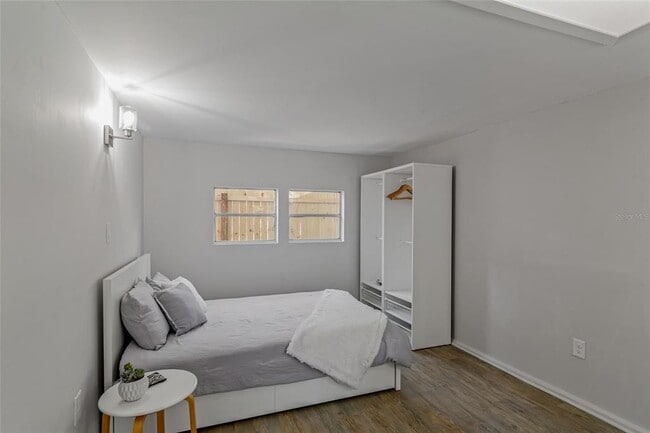 Building Photo - 1435 NW 7th Ave