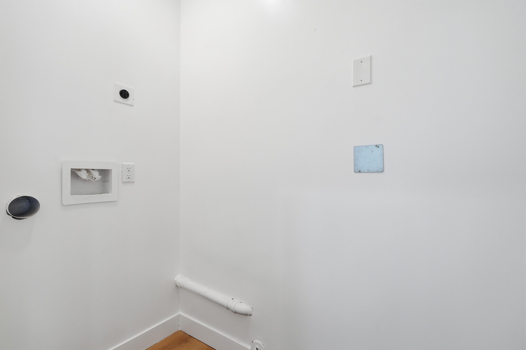 Building Photo - 6616 Denver Ave