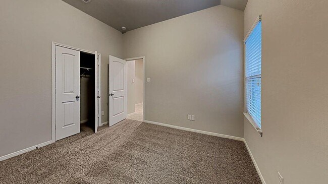 Building Photo - 12011 IBISCO COURT