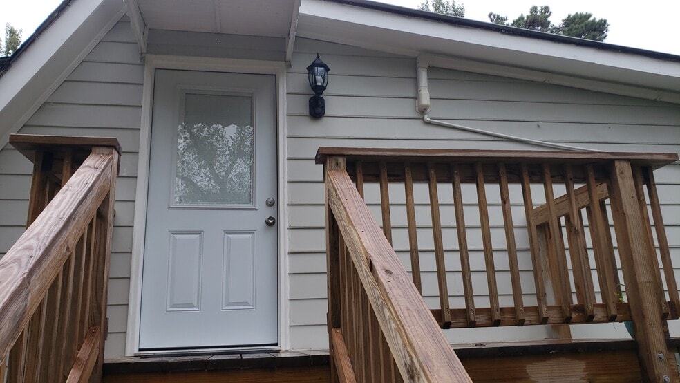 Building Photo - 4265 Parnell Rd