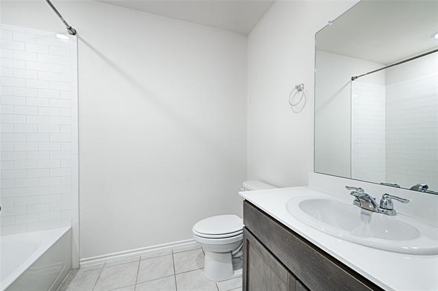 Building Photo - 2326 Conklin Dr