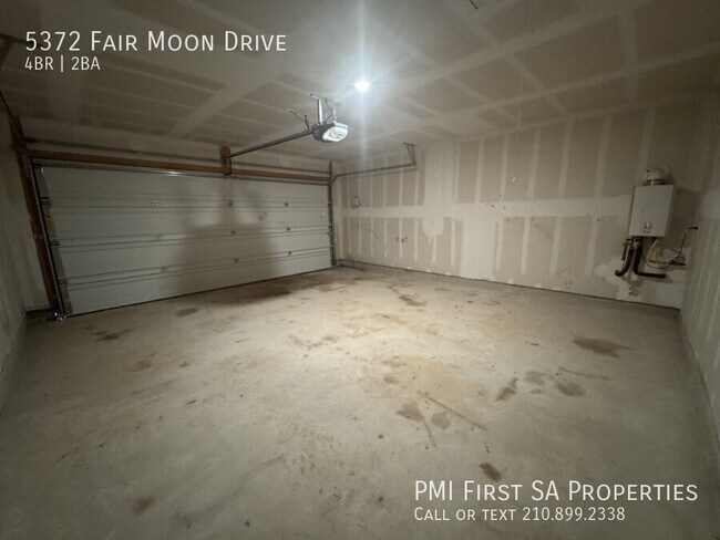 Building Photo - 5372 Fair Moon Dr