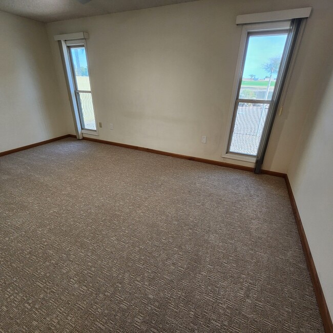 Building Photo - 19221 N Welk Dr