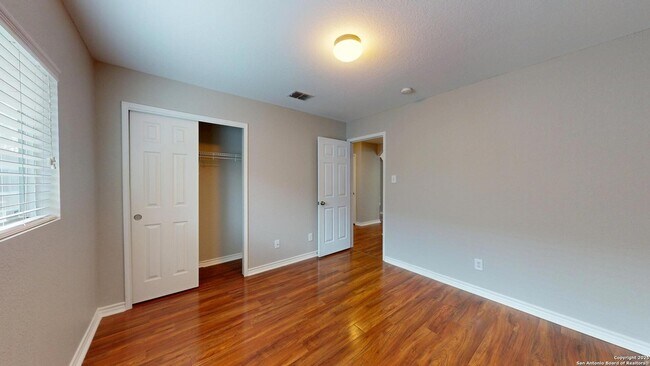 Building Photo - 9515 Boatman Pier