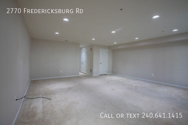 Building Photo - 2770 Fredericksburg Rd