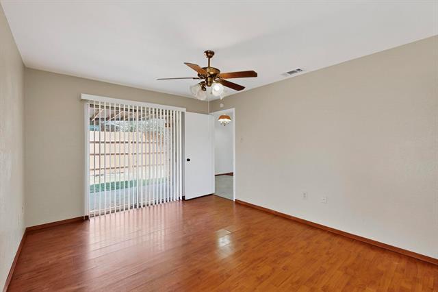 Building Photo - 1425 Brazos Dr