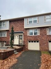 Building Photo - 236 Quail Run Rd