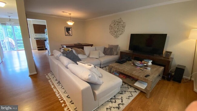 Building Photo - 5674 Chapel Run Ct