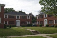 Building Photo - Gardens on Hillcrest