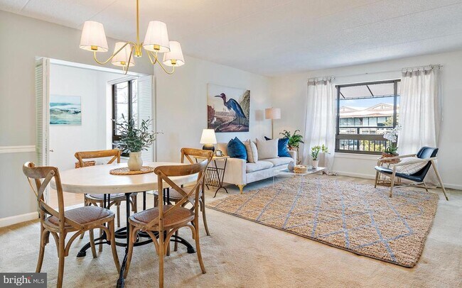 Building Photo - 100 Severn Ave