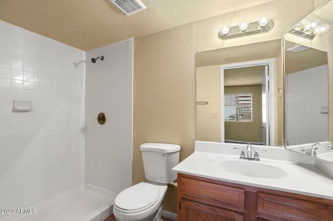 Building Photo - 16635 N Cave Creek Rd