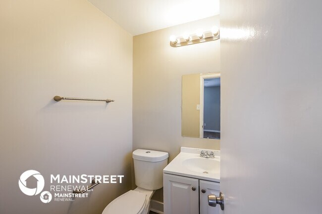 Building Photo - 9765 Virginianna Dr