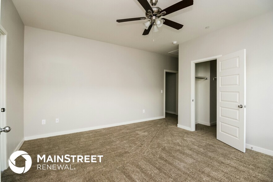 Building Photo - 1119 S Stapley Dr