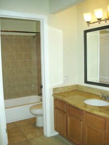 Master bedroom - 615 Fredricks Ave