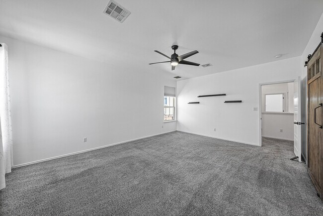 Building Photo - 3651 Sandy Brook Dr