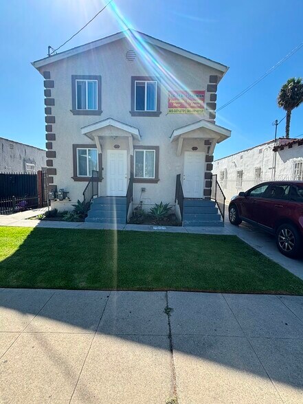 Primary Photo - 828 W 71st St