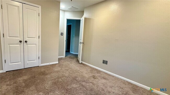 Building Photo - 130 Frasier Dr