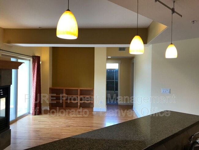 Building Photo - 1080 E 13th Ave