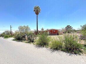 Building Photo - Northeast El Paso 3 bed/2bath in Mountain ...
