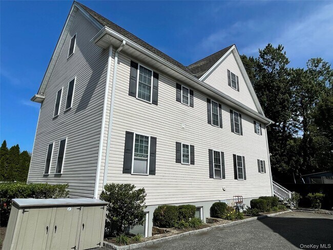 Building Photo - 30 High St