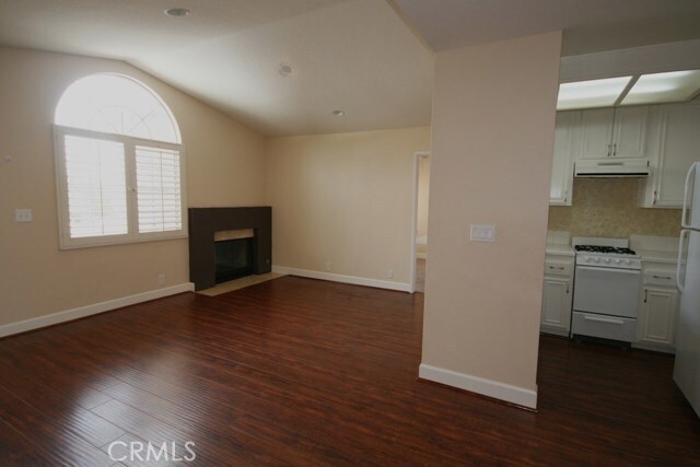 Building Photo - 63 Gaviota