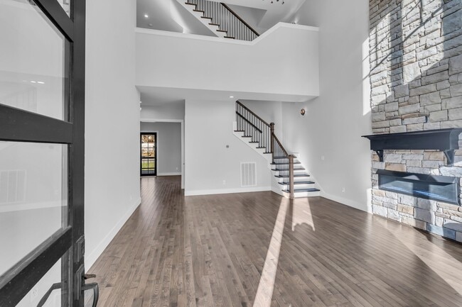 Building Photo - 2312 Buchanan St