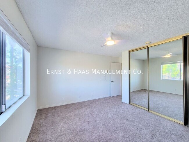 Building Photo - 3565 Linden Ave